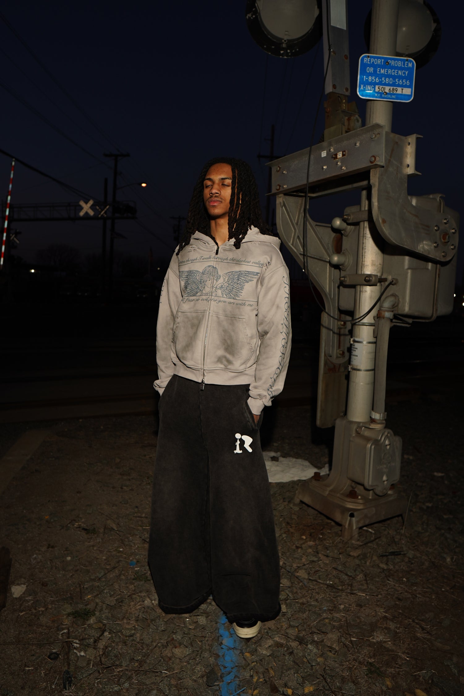 "VALLEY" ZIPUP