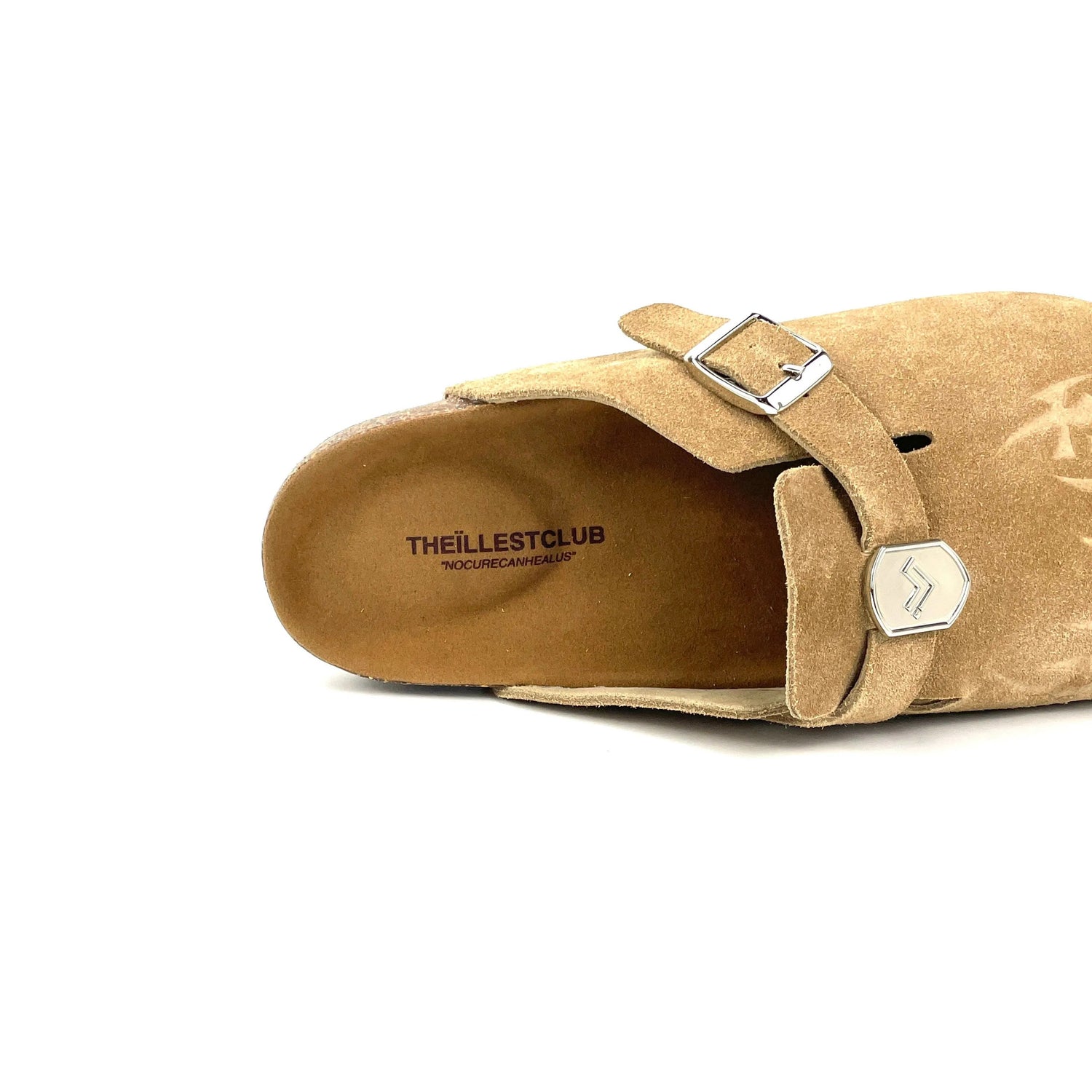 TAN ILL-CLOGS