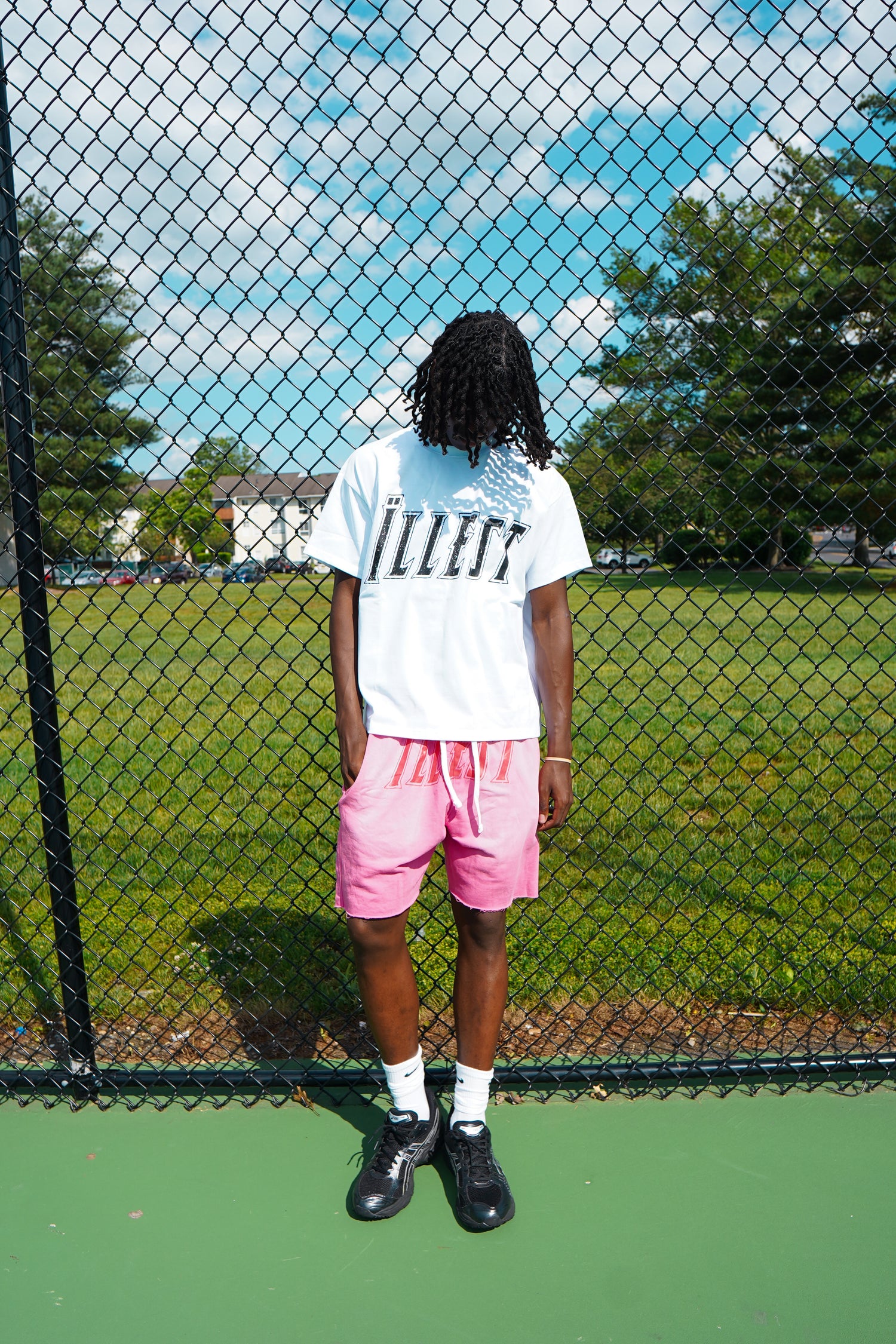 BASIC "WHITE" TEE