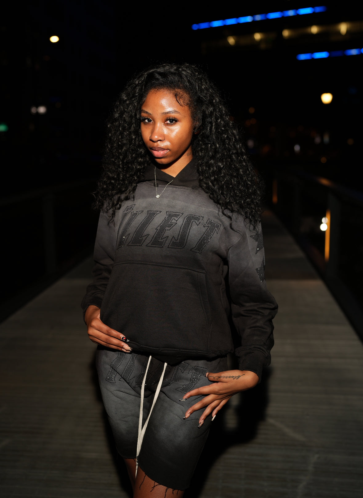 BLACK "DAZZLE" SWEATSET